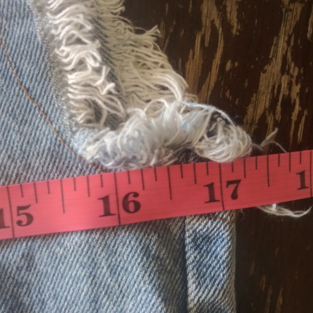 Vintage 90's Enchante Cropped Denim Vest Women's Small - Picture 2 of 6